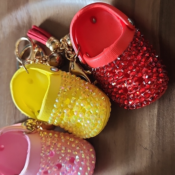 Crocs Keychain - Picture 2 of 4